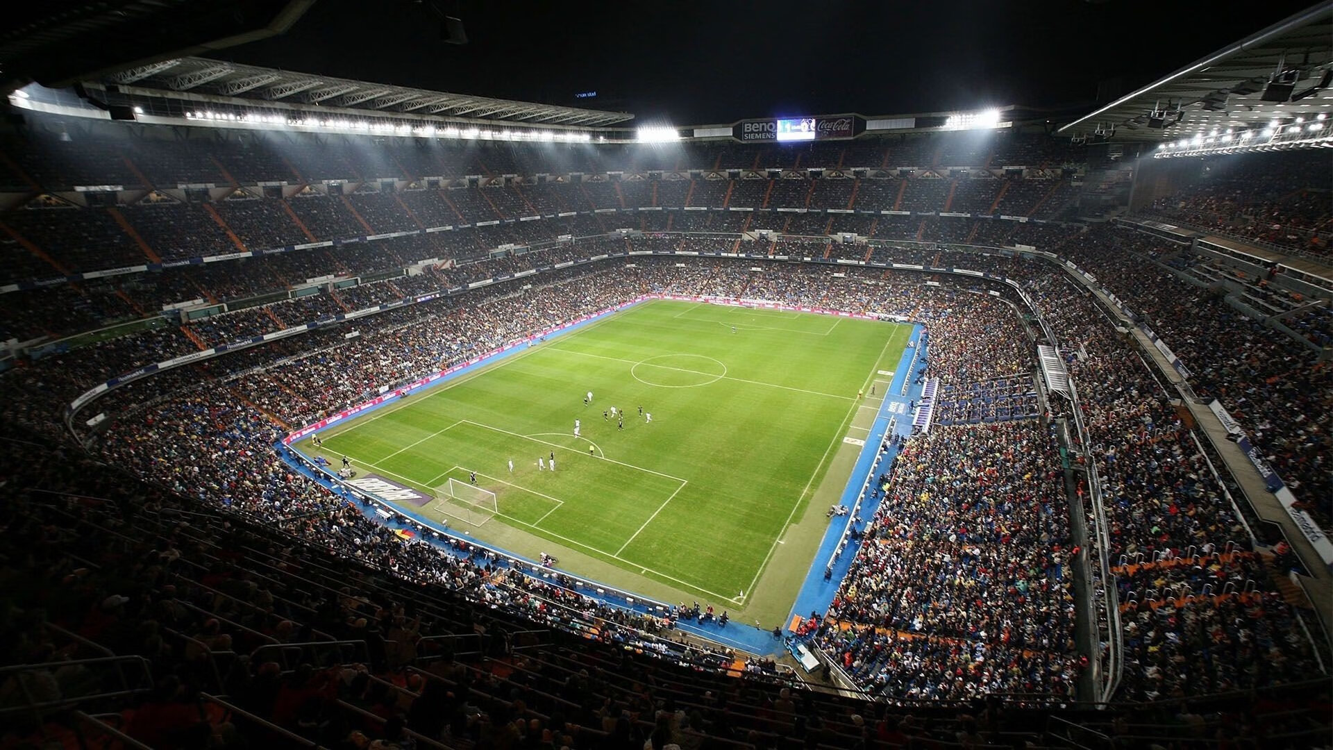 开云FIFA-生死战中的孤勇者，厄瓜多尔绝地逆转秘鲁，库尔图瓦铸就世界杯头名之争唯一剧本